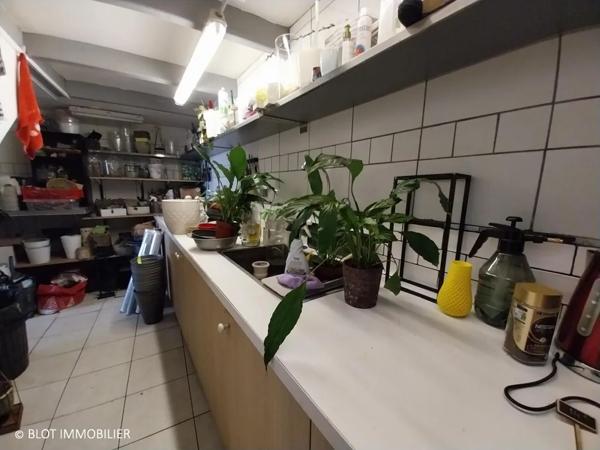 Immeuble 4 pièce(s)