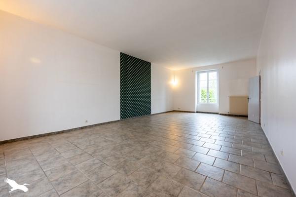 Maison à vendre 259 000 € Mehun-sur-Yèvre 6 p 210 m² DPE D