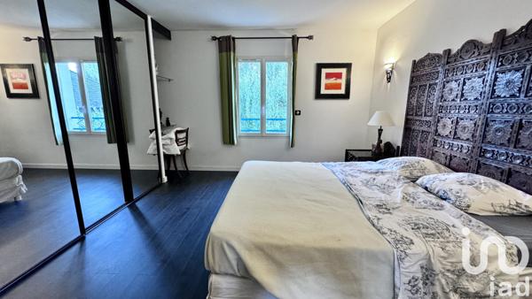 Maison à vendre 8 pièces 214 m² Chatou