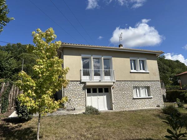 Charmante maison de village avec 2 chambres à Chalais