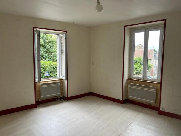 Maison de village avec 3 chambres