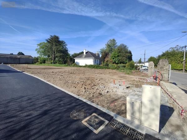 Terrain à Batir à vendre à Questembert dans le Morbihan (56230), ref : 56084-315