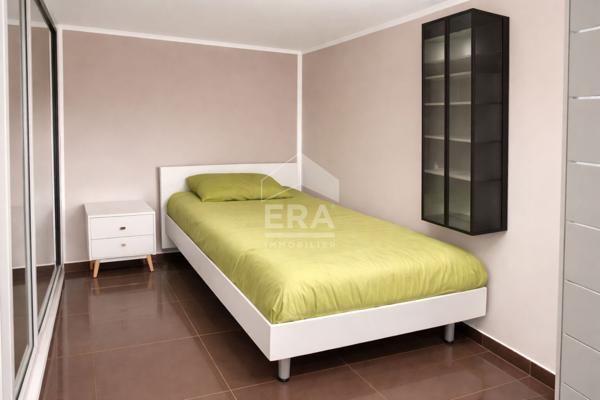 Maison plain-pied entièrement rénovée ? Piscine ? Bureau indépendant ? Sans vis-à-vis