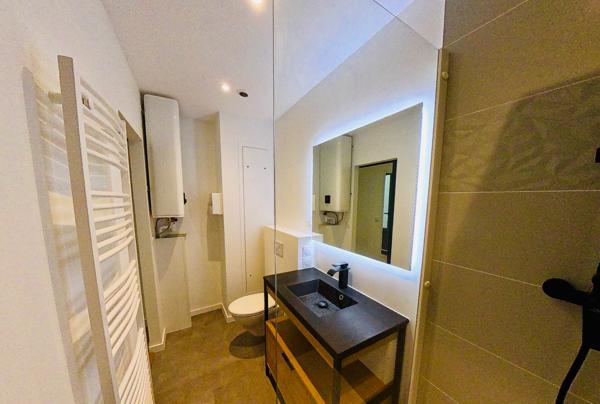 BORDEAUX APPARTEMENT 70M² T4 QUARTIER FONDAUDÈGE  AVEC BUREAU COUR PRIVATIVE ET CALME ABSOLU