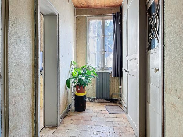 Dpt Sarthe (72), à vendre PONCE SUR LOIR maison P5 de 142m²- jardin de 77m²-garage