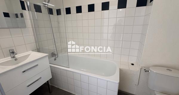 Location Appartement 2 pièces 40.78 m² - Bordeaux 33000