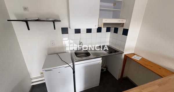 Location Appartement 2 pièces 40.78 m² - Bordeaux 33000