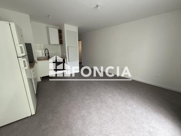 Location Appartement 2 pièces 43.1 m² - 86-90 BOULEVARD JEAN JAURES Joue-les-tours 37300