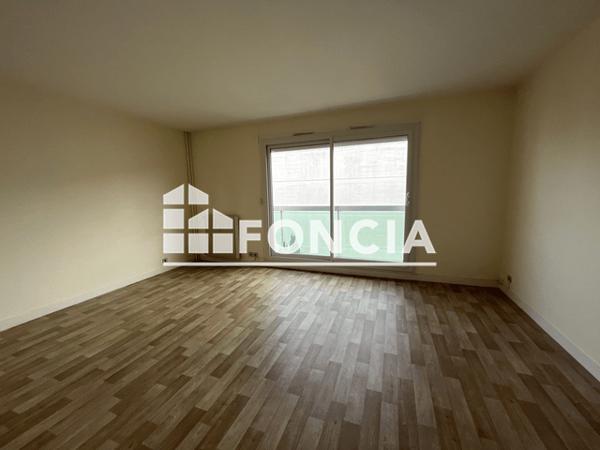 Location Appartement 2 pièces 53.88 m² - 29A RUE DU GRAND FAUBOURG Chartres 28000