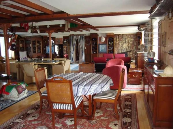Achat - Immeuble | Local commercial Le Sourn 56300 18 pièces 1137 m 2 2684 m 2
