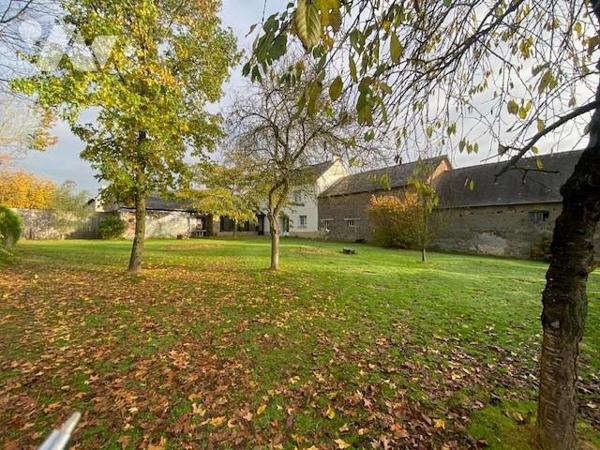 Maison à vendre - TINTENIAC (SAINT BRIEUC DES IFFS) - Grande propriété située au calme comprena...