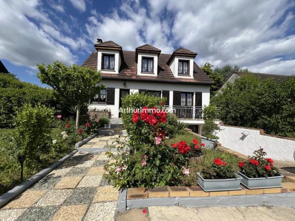 Vente                                                      Maison
                        
                     7 pièces                      130 m2                     à Sucy-en-Brie