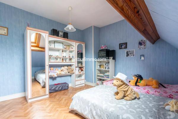 Vente                                                      Maison
                        
                     7 pièces                      130 m2                     à Sucy-en-Brie