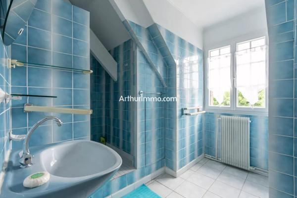 Vente                                                      Maison
                        
                     7 pièces                      130 m2                     à Sucy-en-Brie