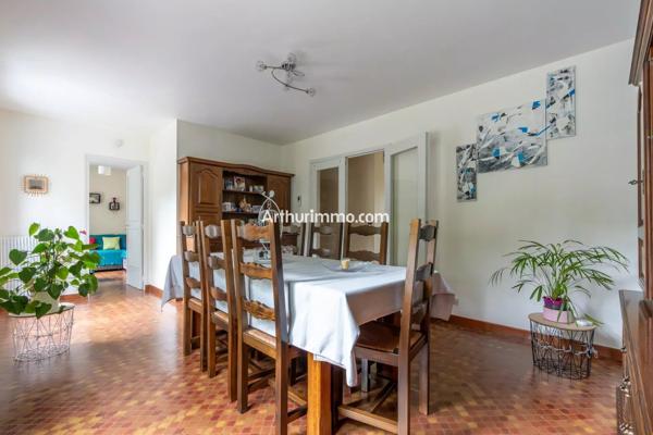 Vente                                                      Maison
                        
                     7 pièces                      130 m2                     à Sucy-en-Brie