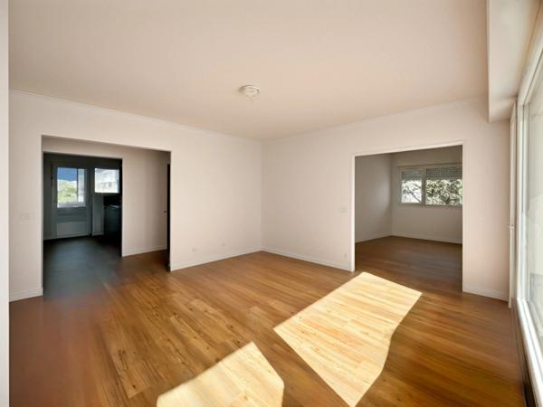 ANGERS – Bel appartement T4 rénové et lumineux de 75 m2 avec loggia, balcon, cave, parking.