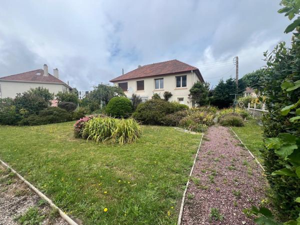 Maison à CHERBOURG-EN-COTENTIN, 50460 - 7 pièces 110m²