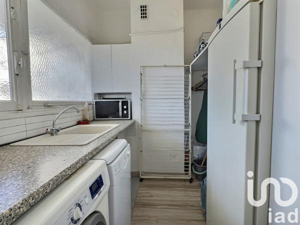 Location appartement 5 pièces 79 m² Toulon