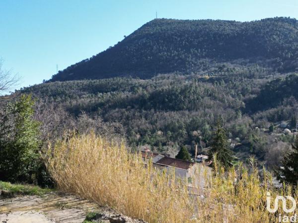 Maison 4 pièces de 101 m² à Tourrette-Levens (06690)