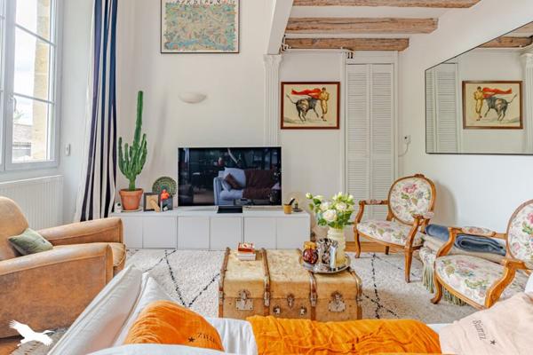 Appartement à vendre |                                       Bordeaux |                                        3 pièces  |  58 m²