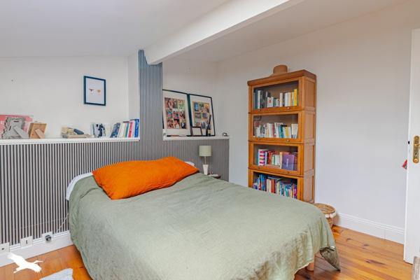 Appartement à vendre |                                       Bordeaux |                                        3 pièces  |  58 m²