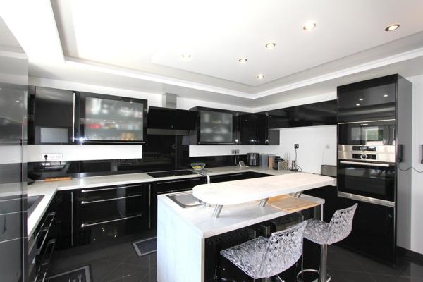 Maison à vendre 7 pièces avec jardin et piscine sur les Côteaux d'Argenteuil (95)