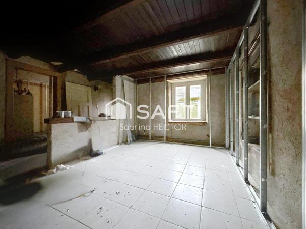 Maison de village à rénover – Fort potentiel