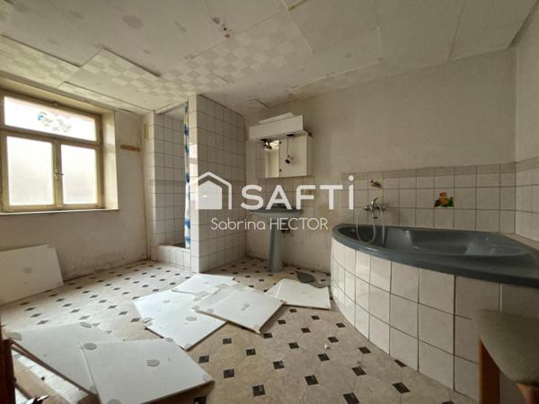 Maison de village à rénover – Fort potentiel