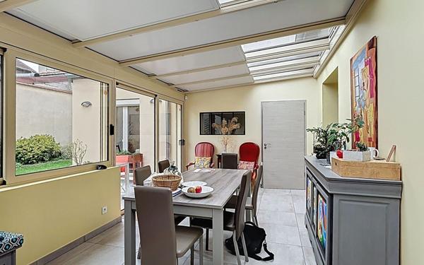 Maison à vendre    5 pièces • 153 m2 Reims