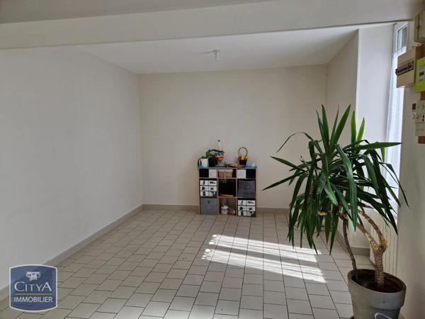 Appartement à louer 2 pièces 41m² Ardentes (36120)