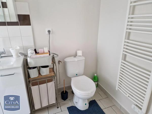 Appartement à louer 2 pièces 41m² Ardentes (36120)