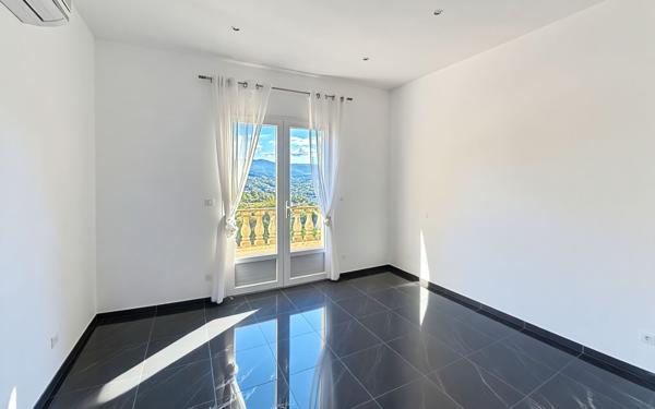 Maison à vendre    4 pièces •  Grosseto-Prugna