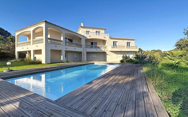 Maison à vendre    4 pièces •  Grosseto-Prugna