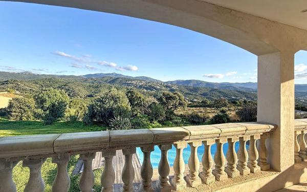 Maison à vendre    4 pièces •  Grosseto-Prugna