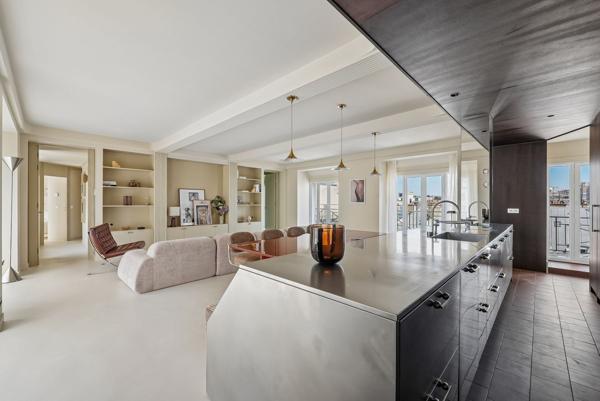 Vente Appartement de luxe Paris 8 5 Pièces 155.41 m²