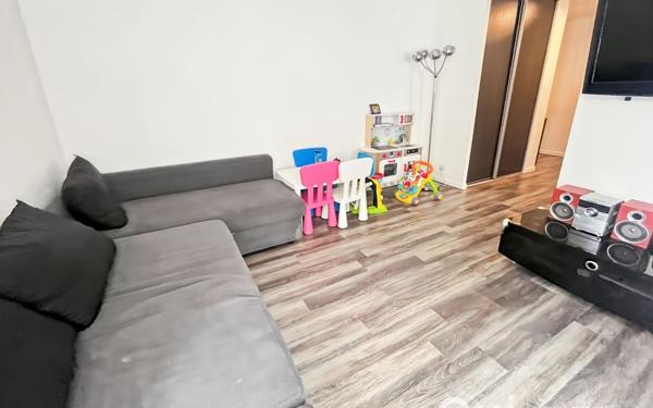 Appartement à vendre    3 pièces •  Cergy