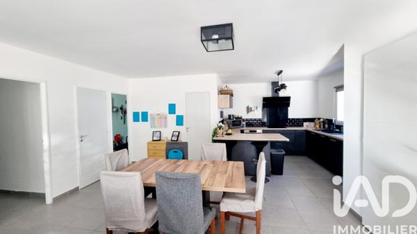 Maison à vendre 5 pièces 120 m² Rougiers