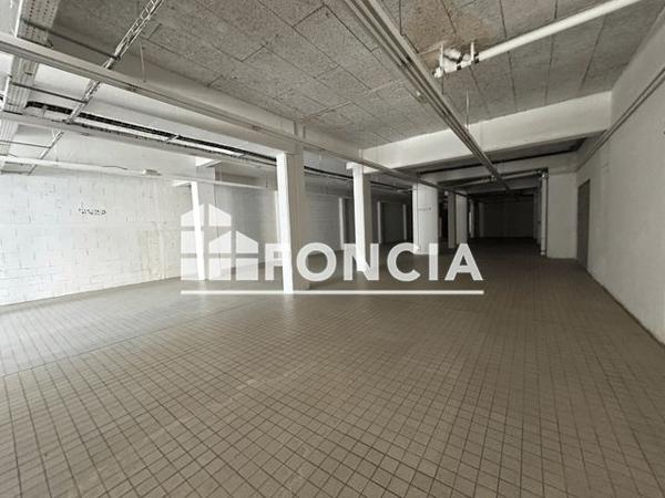 Location Local commercial 1 pièce 500 m² - TRAVERSE DES EAUX CHAUDES Digne-les-bains 04000