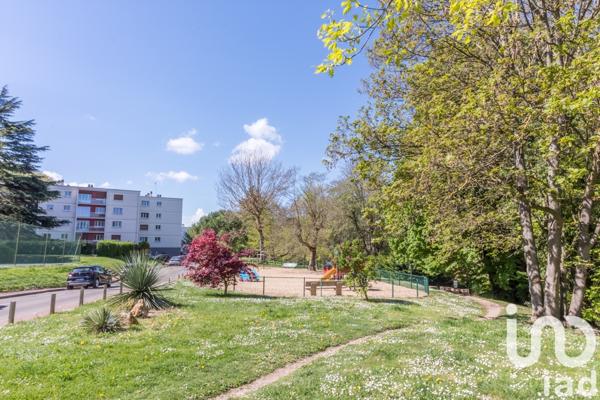 Appartement à vendre 3 pièces 83 m² Le Port-Marly