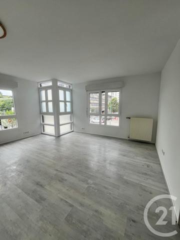 Appartement F4 à vendre  4 pièces - 74 m2 EVRY - 91