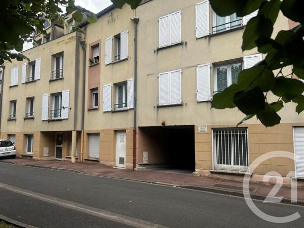 Parking à vendre  13 m2 ETAMPES - 91