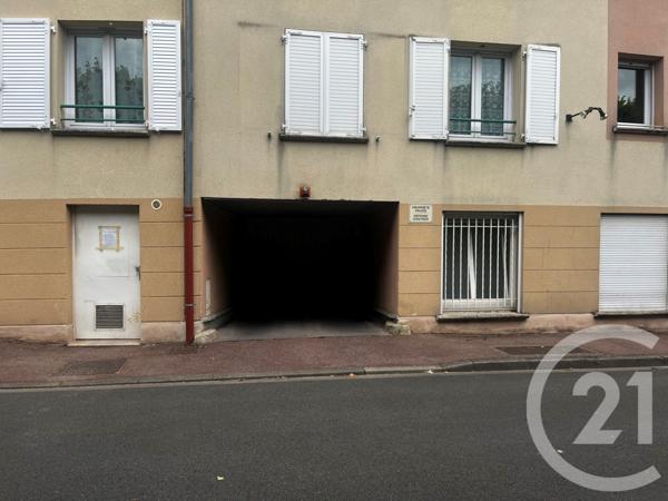 Parking à vendre  13 m2 ETAMPES - 91