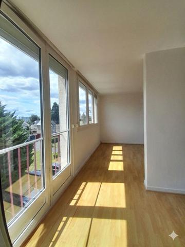Lumineux T3 proche IUT de Tours