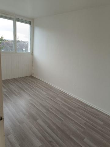 Lumineux T3 proche IUT de Tours