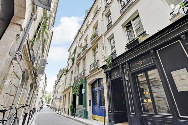 PARIS 6ème - 2 P duplex 41.78m²