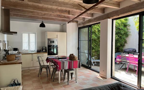 Maison à vendre    4 pièces •  Sainte-Marie-de-Ré