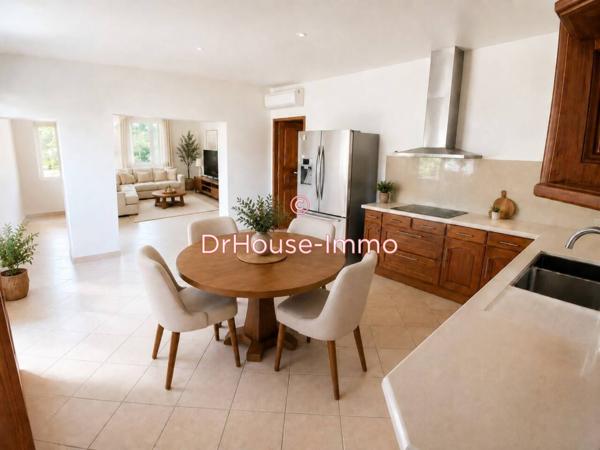 Maison à vendre 6 pièces de 198 m²