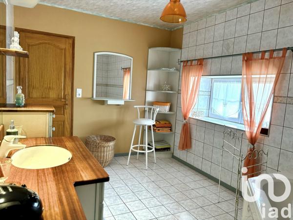 Maison à vendre 9 pièces 229 m² Barbezieux-Saint-Hilaire