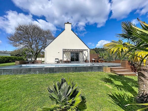 Maison avec piscine - Theix Noyalo - 7 pièces 188 m2