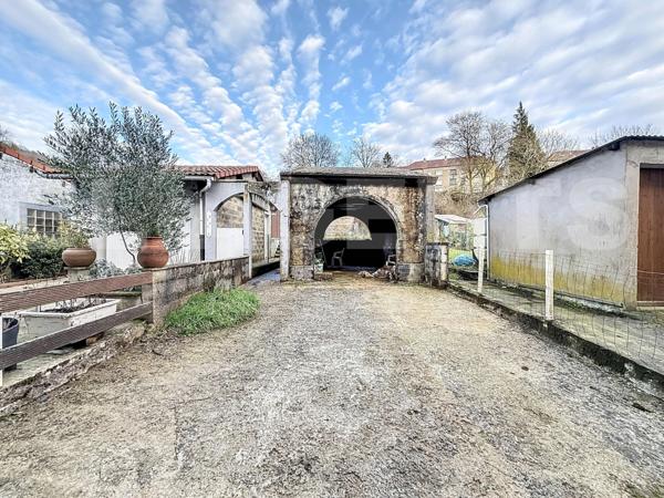 Maison rénovée avec charme – Idéale premier achat !